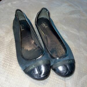Women’s Coach flats size 8